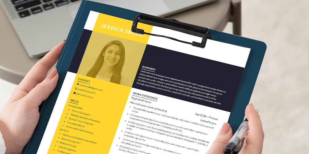 What Is a Resume Summary, Why Does It Matter, and How to Write It?